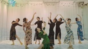 古典扇子舞成人教学视频,成人舞者入门指南